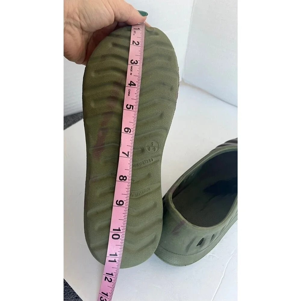 OT Revolution Camo Green and Brown Men's Rubber Water Slip On Shoes‎ Small  8-9